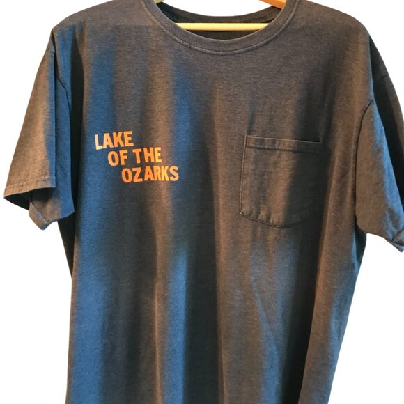Upcycled Lake of the Ozarks T-Shirt: Landmarks & Marinas Graphics, Size L - Picture 7 of 16